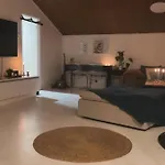 Charming House With Parking Appartamento