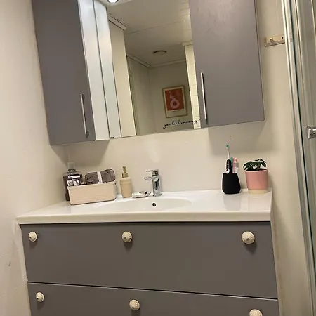 Charming House With Parking 公寓 *